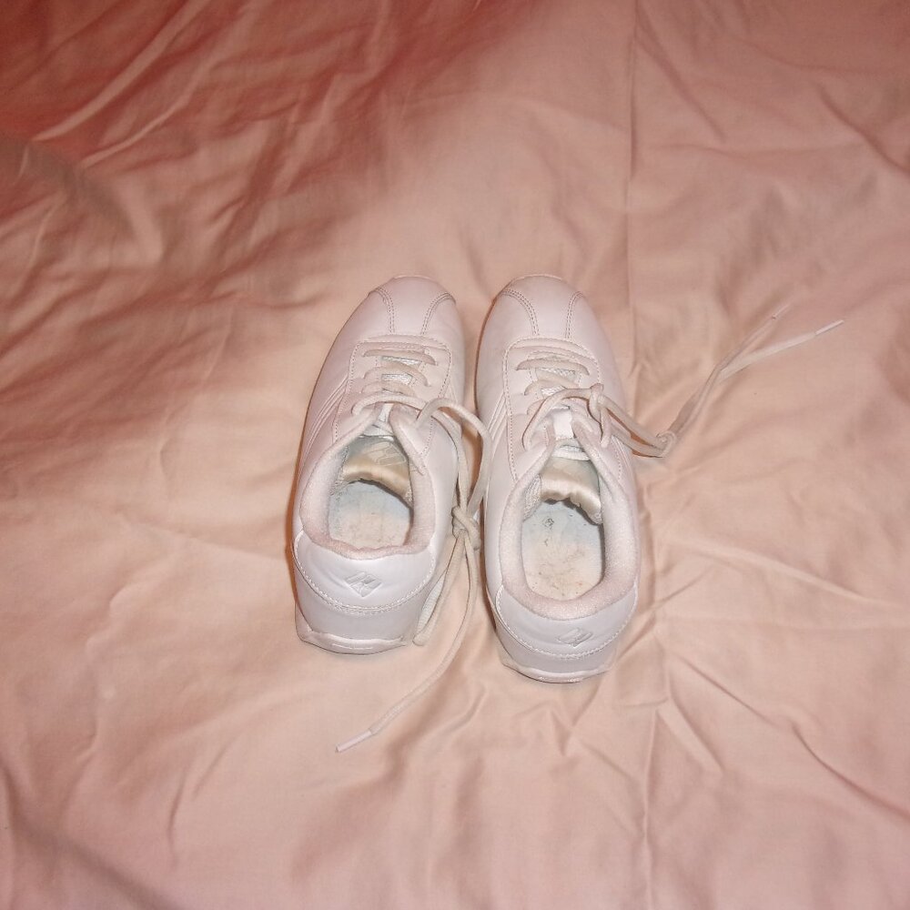 Tennis Shoes